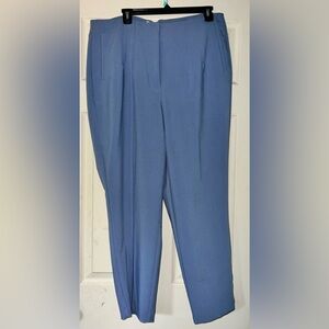 Women’s Nine West pants. Size 16.  Tapered like new.